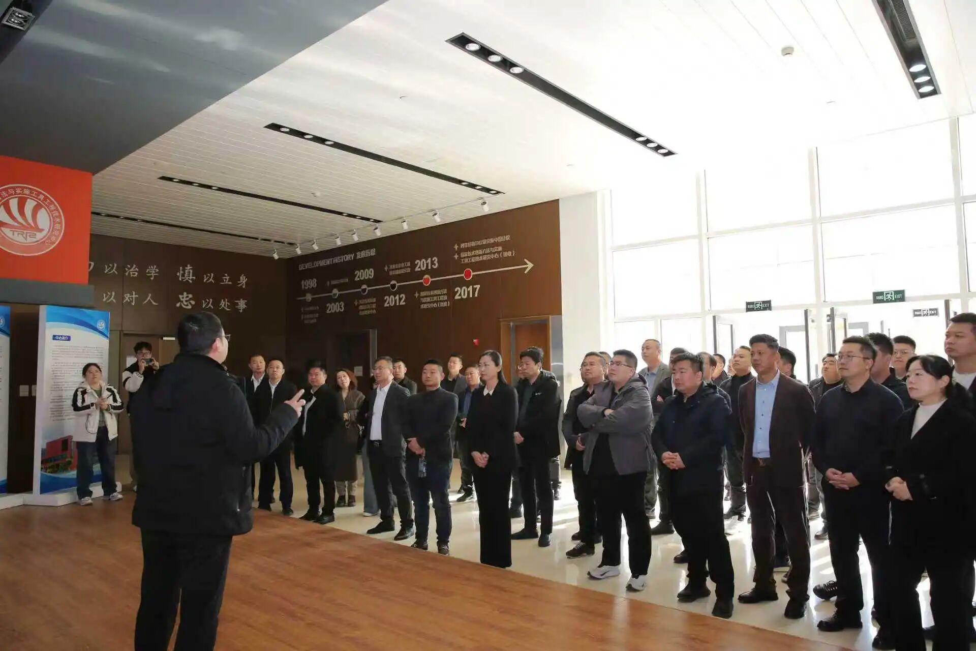 1763691063659080.jpg 微信圖片_2025-11-21_100806_130.jpg